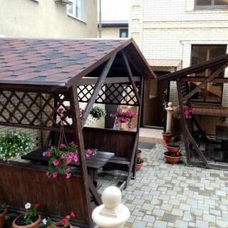 Гостевой дом Садко на Шевченко 79 Анапа Семейный 2-х комнатный номер !-14